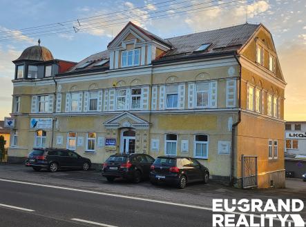 Prodej nájemního domu, 700 m²