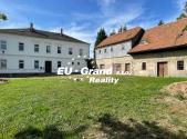 Prodej nájemního domu, 300 m²