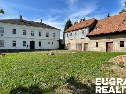 Prodej nájemního domu, 300 m²