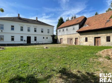 Prodej nájemního domu, 300 m² obrázek