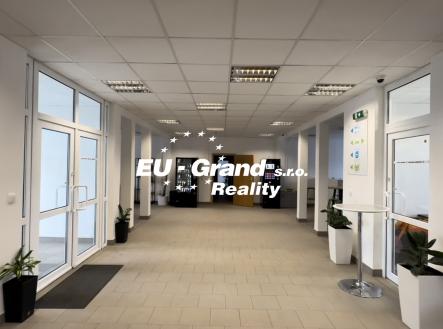 Prodej komerčního objektu, jiný, 2 640 m²