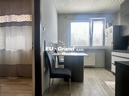 Prodej bytu, 3+1, 66 m²