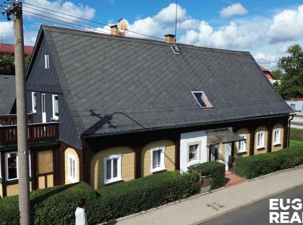 Prodej domu/vily, 310 m² obrázek