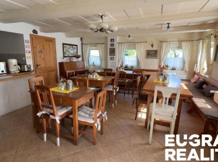 Prodej hotel, 683 m²