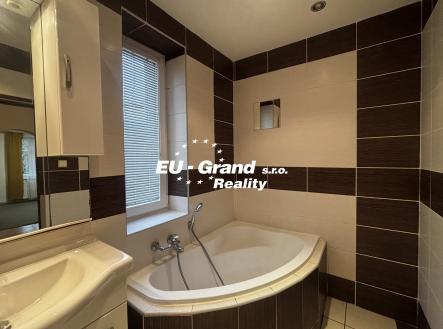 Pronájem bytu, 3+1, 100 m²