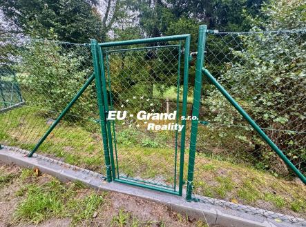 Pronájem pozemku, zahrada, 250 m²