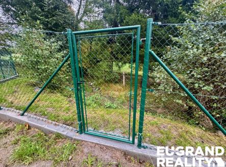 Pronájem pozemku, zahrada, 250 m²