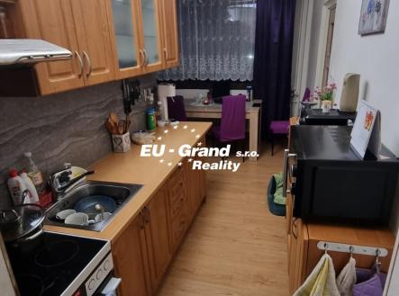 Prodej bytu, 3+1, 74 m²