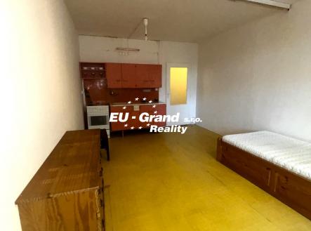 Prodej bytu, 1+kk, 27 m²