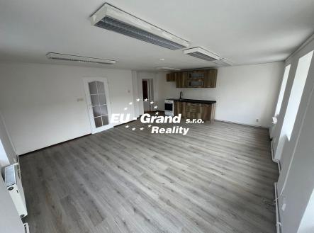 Pronájem bytu, 2+kk, 68 m²