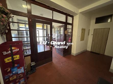 Prodej nájemního domu, 1 165 m²