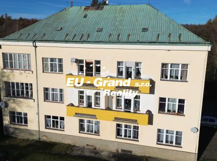 Prodej nájemního domu, 1 165 m²