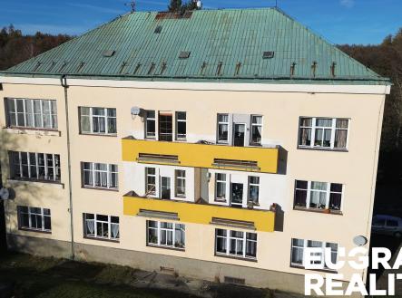 Prodej nájemního domu, 1 165 m²