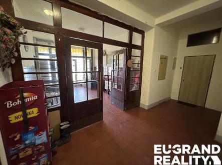 Prodej nájemního domu, 1 165 m²