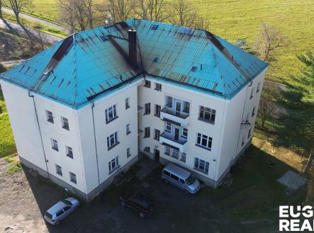 Prodej nájemního domu, 1 165 m²