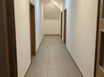 Pronájem kanceláře, 94 m²
