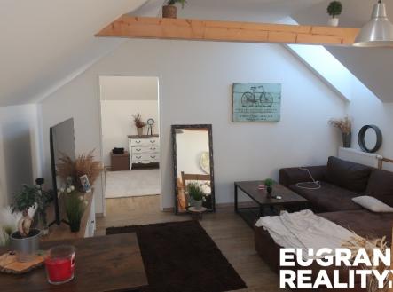 Pronájem bytu, 2+kk, 60 m²