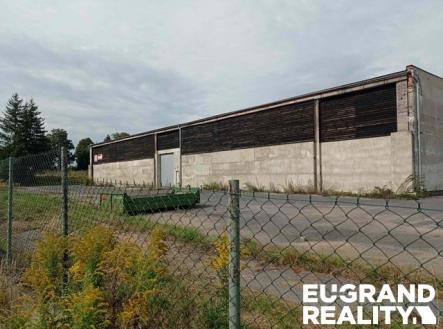 Pronájem komerčního objektu, sklad, 3 100 m²