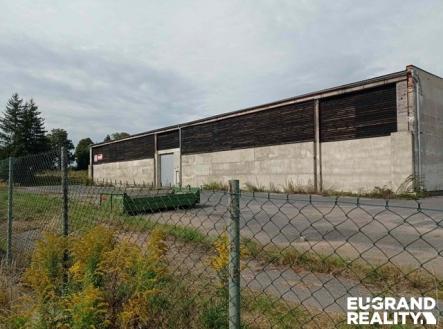 Pronájem komerčního objektu, sklad, 3 100 m²