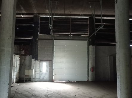 Pronájem komerčního objektu, sklad, 3 100 m²