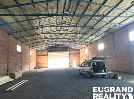 Pronájem komerčního objektu, sklad, 440 m²
