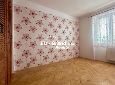 WhatsApp Image 2026-02-04 at 19.52.07