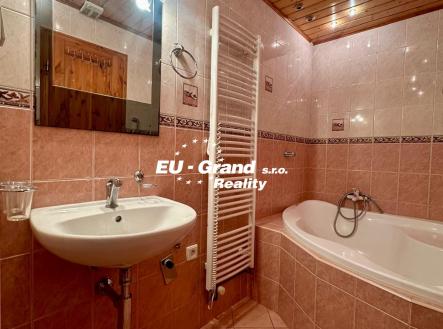 WhatsApp Image 2026-02-04 at 19.52.07 (7)