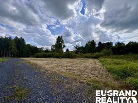 Prodej pozemku pro bydlení, 2 068 m²