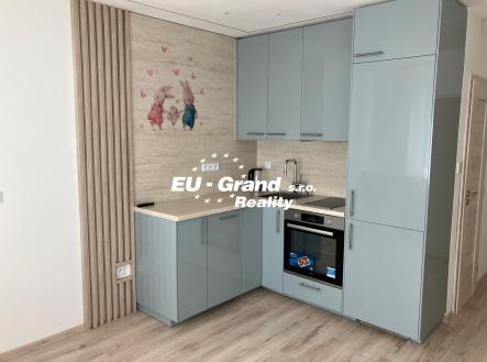 Pronájem bytu, 2+kk, 35 m²