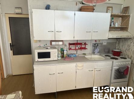 Prodej bytu, 1+1, 44 m²