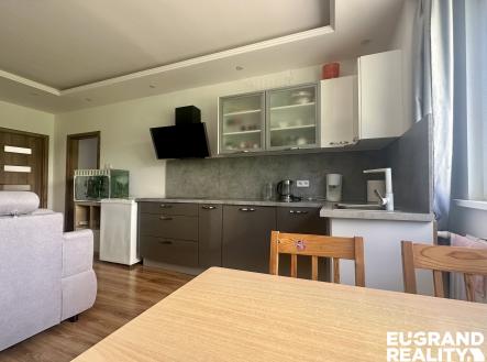 Prodej bytu, 3+1, 70 m²