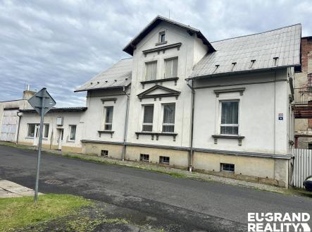 Pronájem komerčního objektu, výroba, 2 400 m²