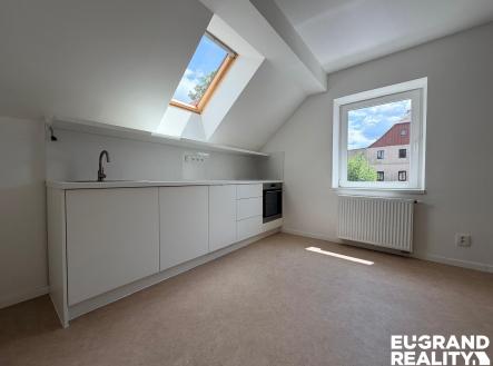 Pronájem bytu, 2+kk, 41 m²