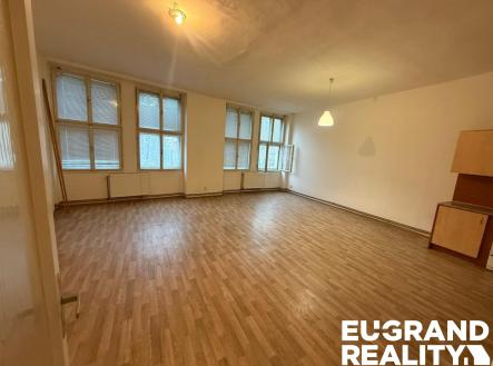 Pronájem bytu, 2+kk, 81 m²