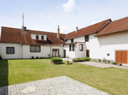 Exkluzivní apartmánový dům na prodej