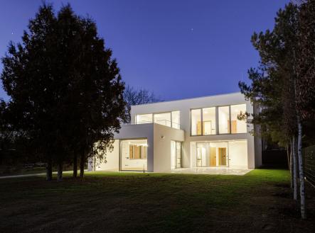 Prodej exkluzivní vily 5+kk(217m2), pozemek 765m2