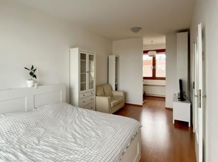 Prodej bytu, 1+kk, 42 m²