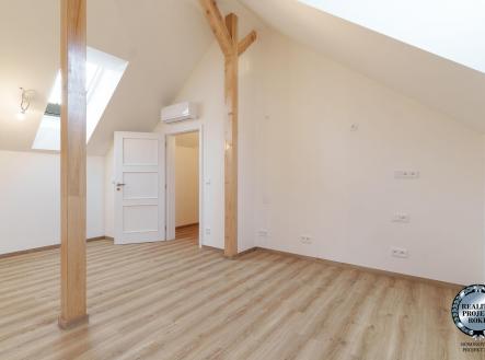 Prodej bytu, 1+kk, 41 m²