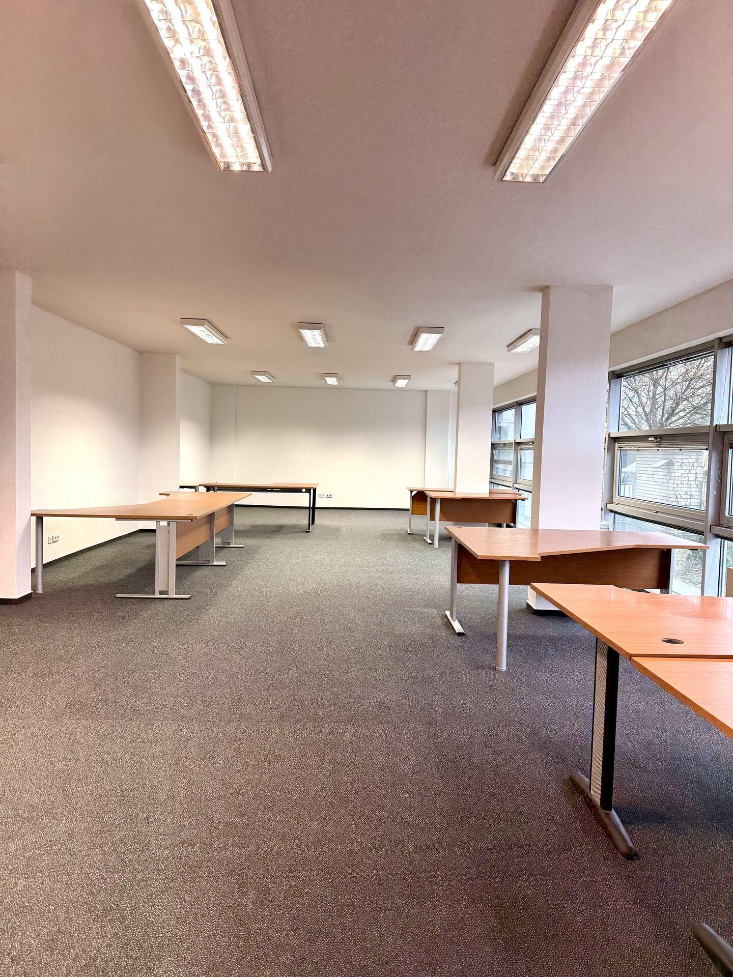 Pronájem kanceláře 97,8m2