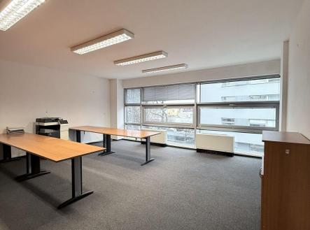 Pronájem kanceláře, 38 m²