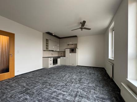 Pronájem bytu, 1+kk, 43 m²