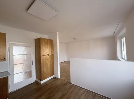 Pronájem bytu, 3+kk, 86 m²