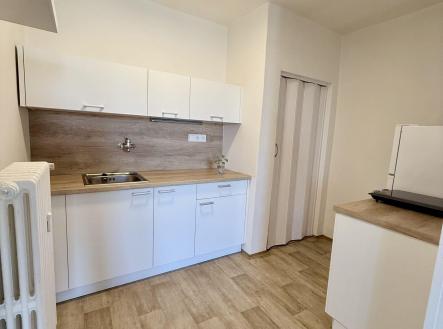 Pronájem bytu, 1+kk, 40 m²