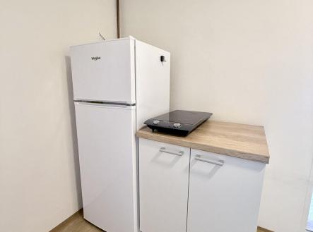 Pronájem bytu, 1+kk, 40 m²