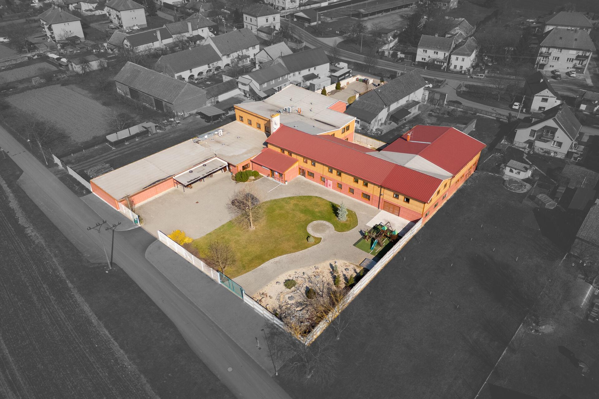 Penzion s restaurací, bowlingem a 62 lůžky – Medlov u Uničova