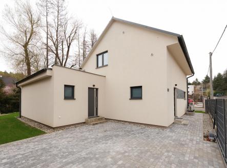 Pronájem bytu, 1+kk, 32 m²