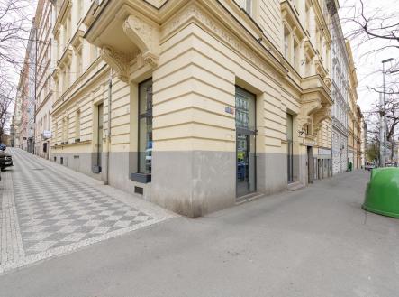 Pronájem obchodní prostor