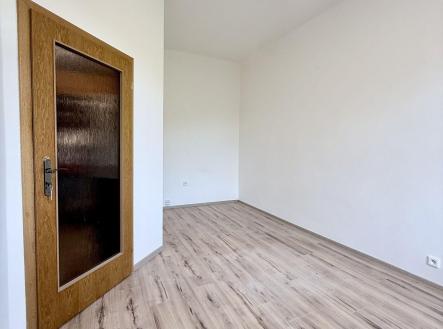 Pronájem bytu, 2+1, 43 m²