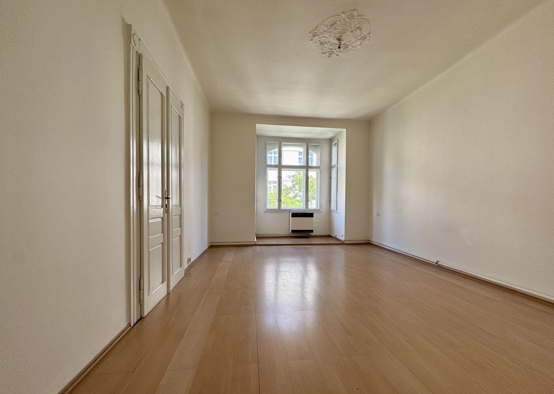 Pronájem bytu 3+1 | 87 m² | Mánesova, Praha 2 – Vinohrady