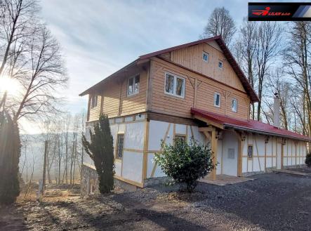 Prodej - dům/vila, 395 m²